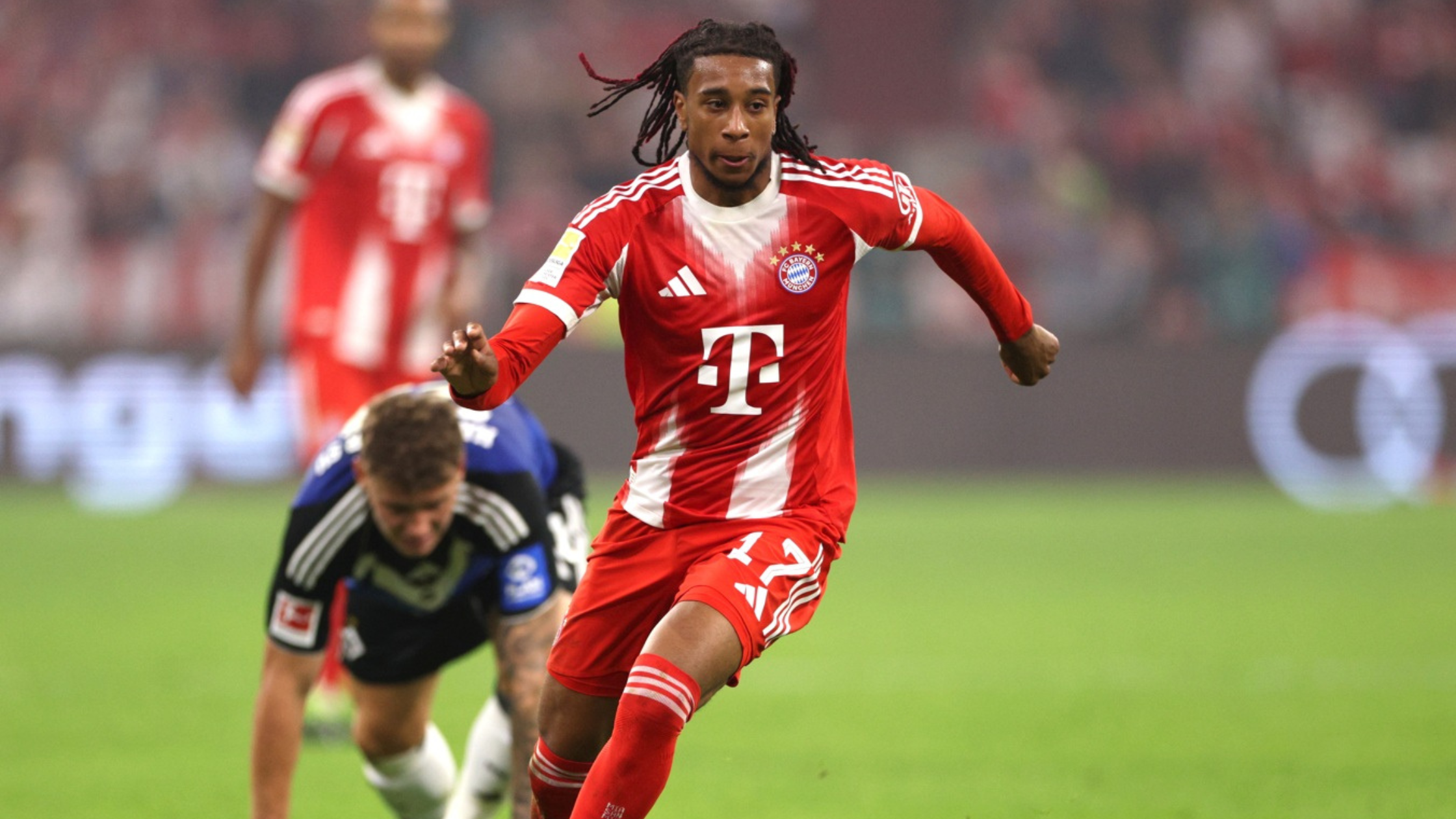 Играчот на Баерн Минхен, Мајкл Олисе, дрибла противник