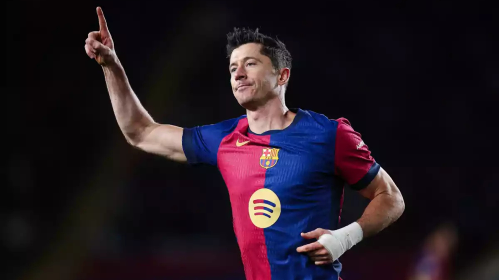 Напаѓачот на Барселона, Роберт Левандовски