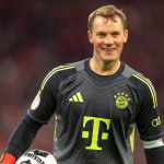 Мануел Ноер ќе го брани голот на Баерн и следната сезона