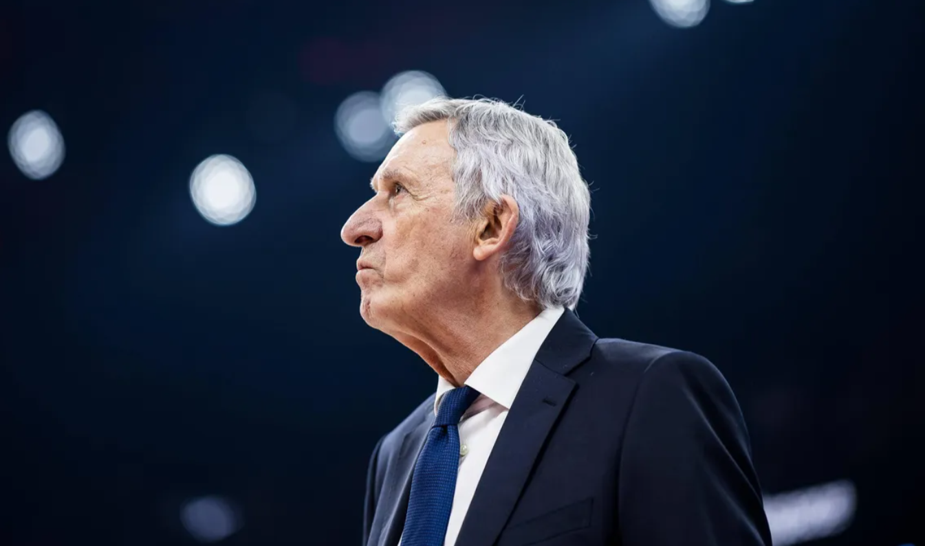 Пешиќ најави заминување во пензија