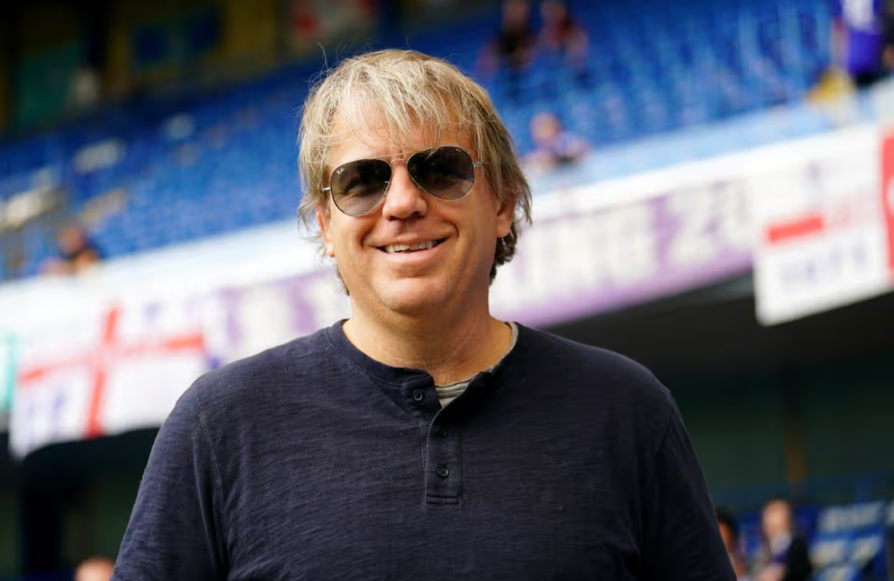 Се повеќе кандидати за испразнетата клупа на Челзи