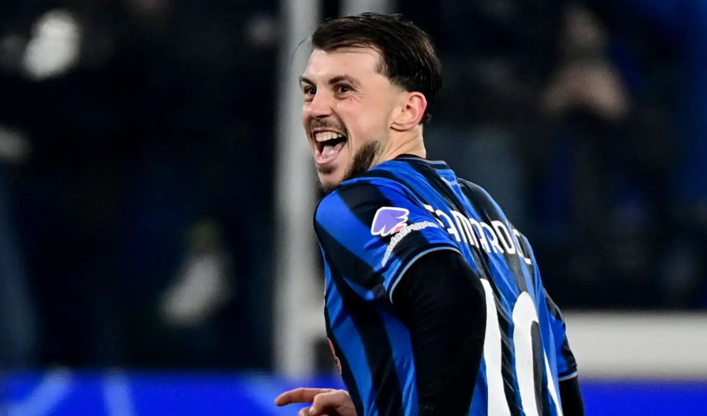 Самарџиќ прд потпис со Борусија Дортмунд