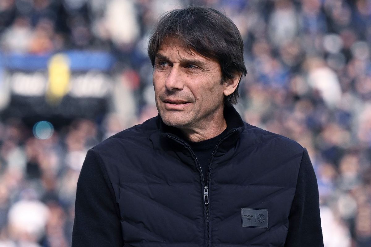 Конте фаворит да ја преземе италијанската репрезентација