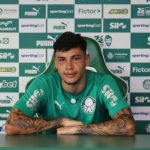 Ерик Беле од Палмеирас пред потпис со Ливерпул