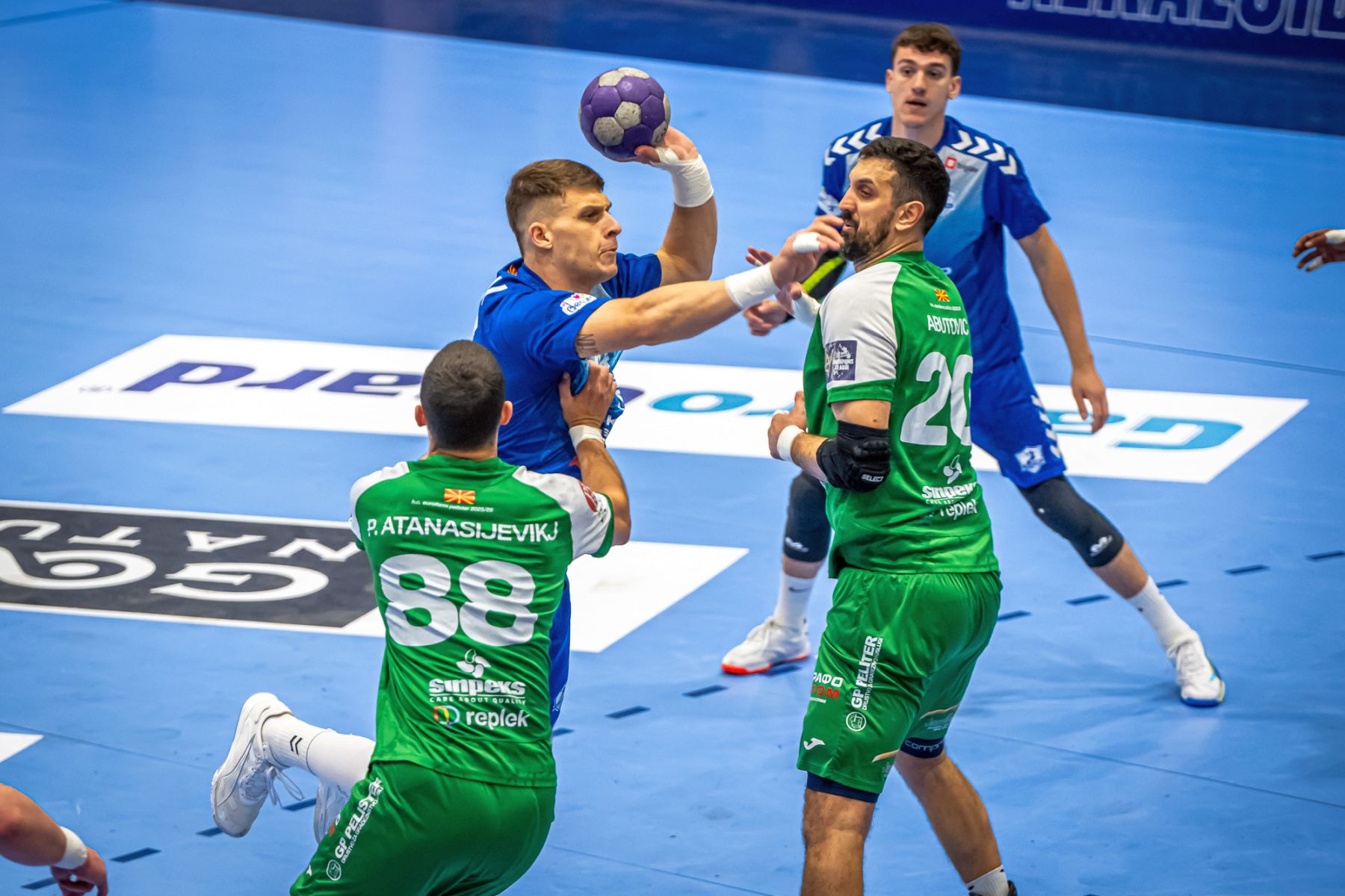 Шампионот ја прекина црната серија и со победа се враќа од Автокоманда