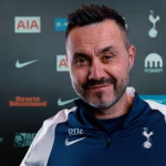 Капетанот не го напушта бродот што тоне: Де Зерби останува во Тотенхем дури и во втора лига