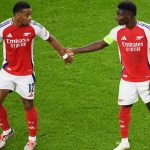 Арсенал ослабен во Лисабон: Сака и Тимбер останаа во Лондон, тројца клучни играчи се враќаат во стројот