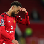 Окафор го покори Манчестер: Лидс слави по четири децении, Јунајтед тоне во несигурност