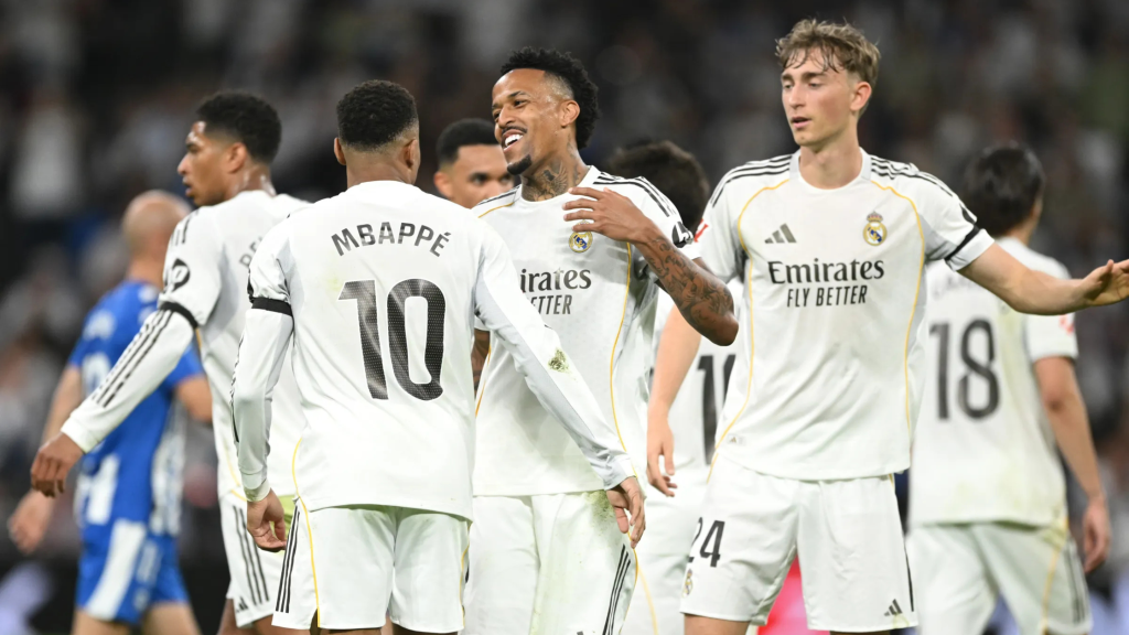 Играчите на Реал Мадрид слават победа