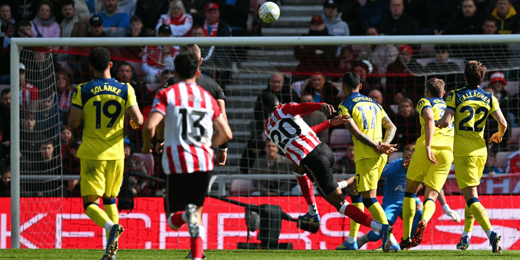 Де Зерби дебитираше со пораз, Тотенхем поразен во Сандерленд