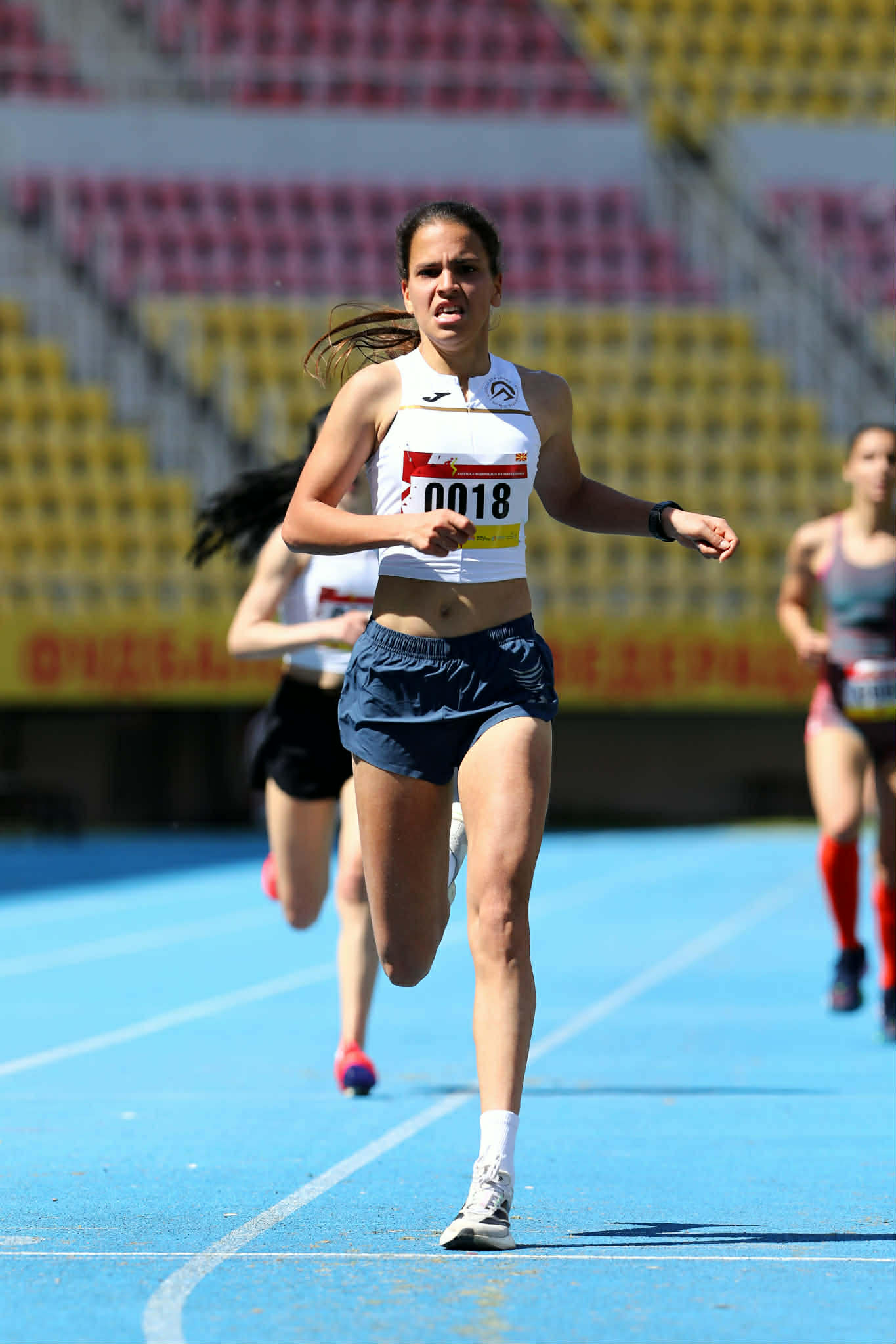 АК Олимп апсолутен владетел на атлетската патека: титула, национален рекорд и двојна екипна победа