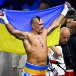 Александер Усаик се откажа од трите шампионски појаси