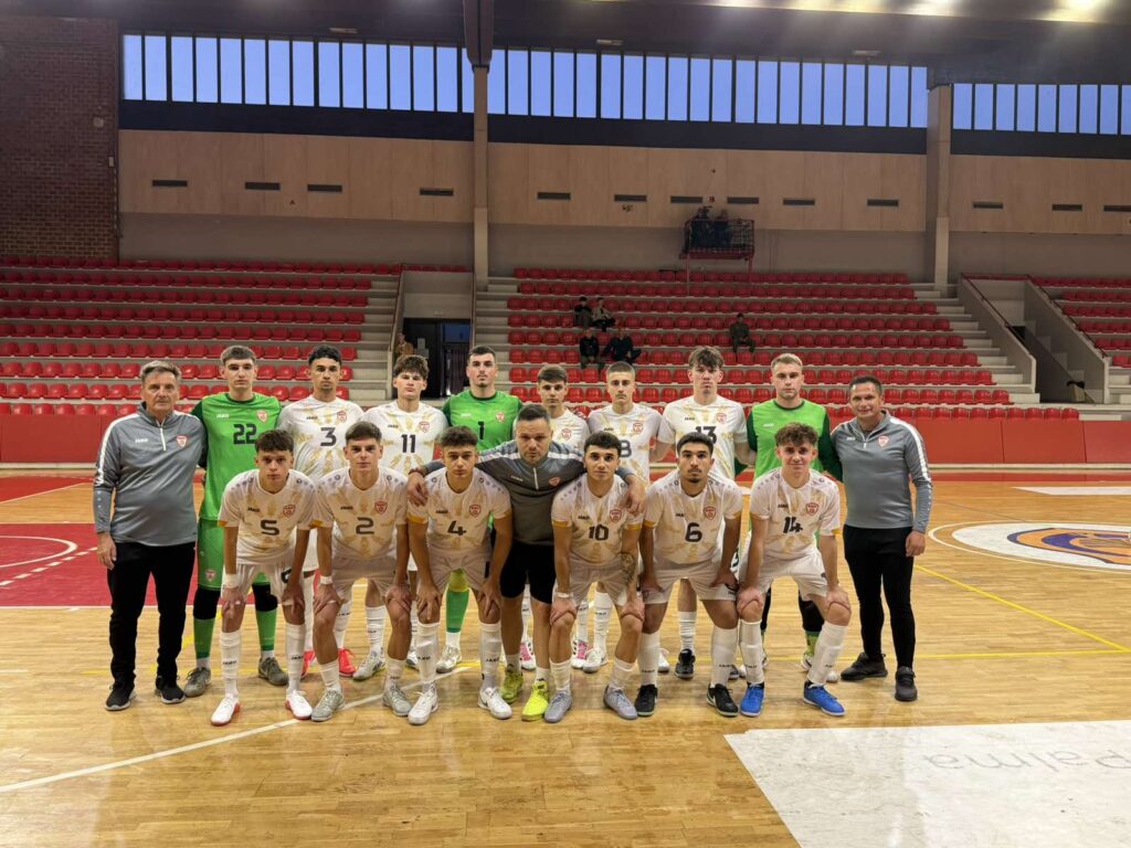 Младата футсал селекција играше нерешено против Црна Гора